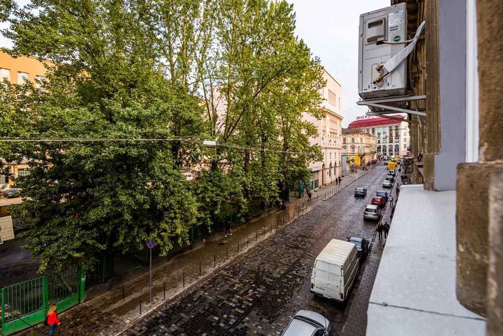 Avangard Kulisha 15 Apart Lviv Luaran gambar